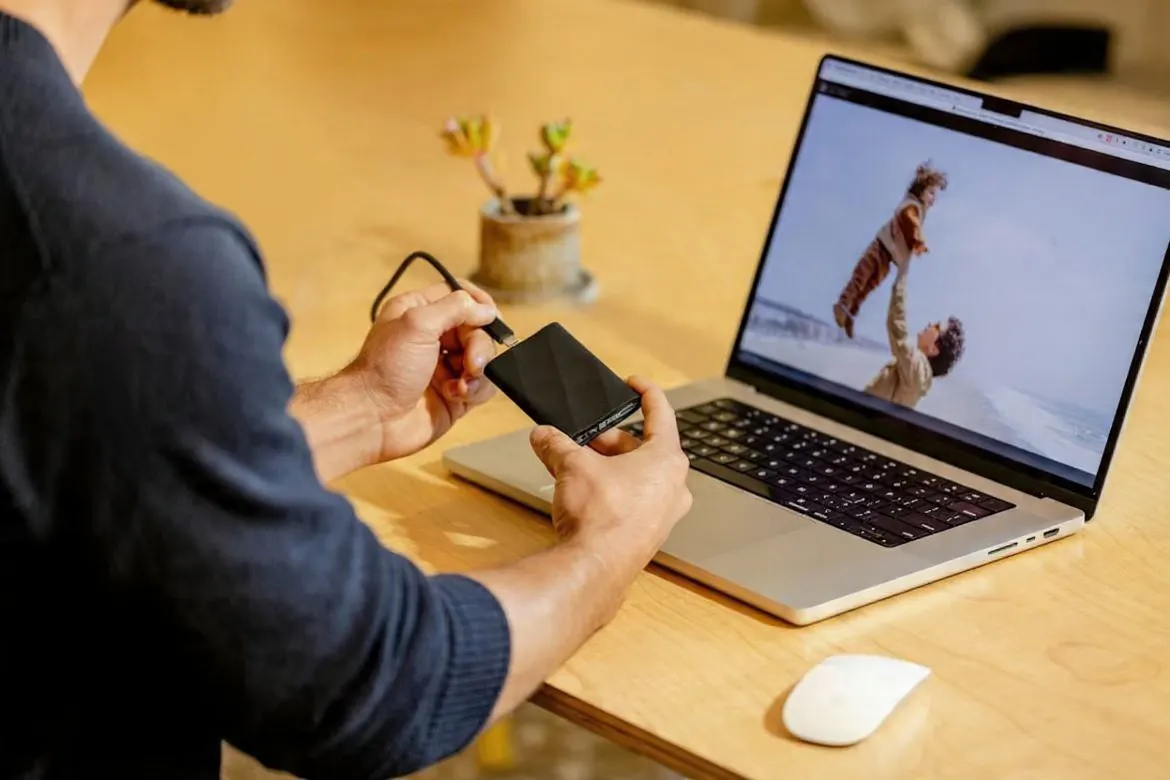 Cloud storage and recovery